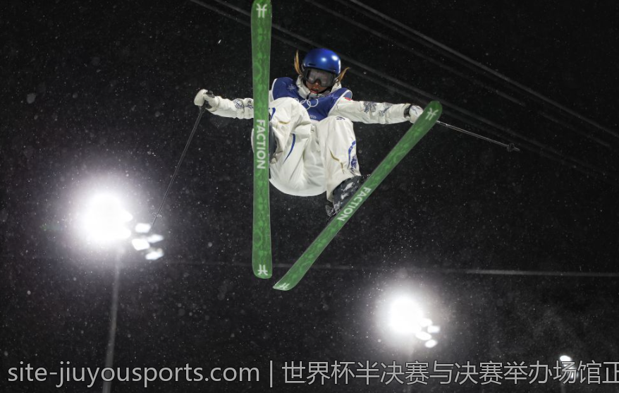 世界杯半决赛与决赛举办场馆正式亮相 选址背后的故事令人期待纷纷猜测